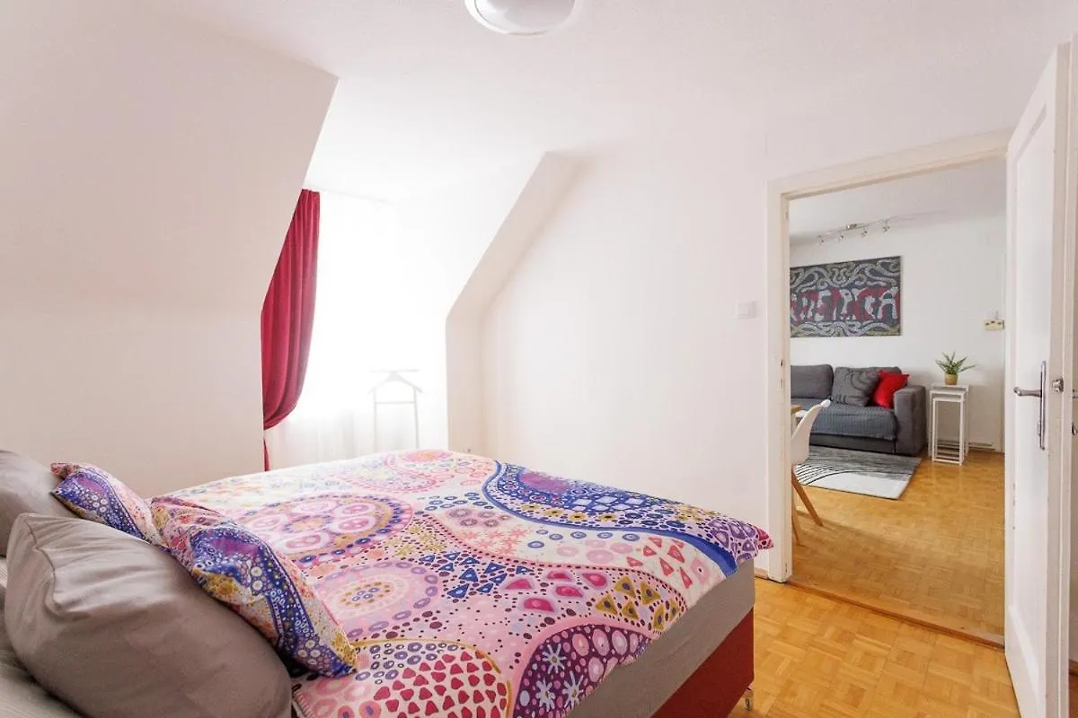 #Livelikealocal Nestroyplatz Apartment Near Center Vienna
